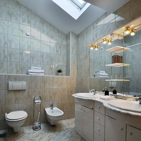 Latincic Apartment *